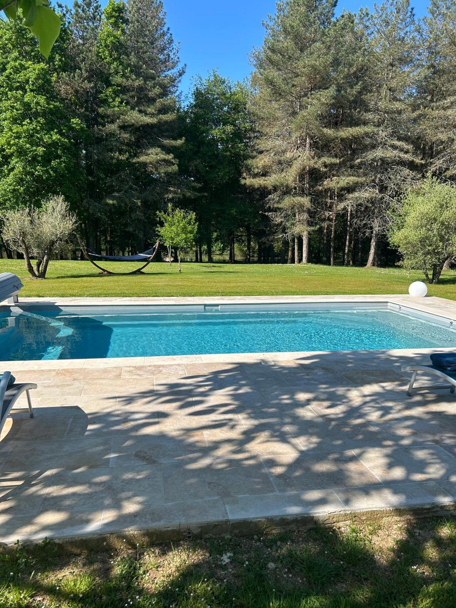 Domaine De Lithos Bed & Breakfast Fossemagne Exterior photo